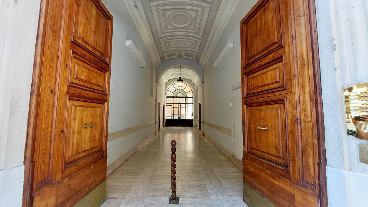 Dimora San Bartolomeo - Design, Panoramic View & Culture Apartment Roma Exterior foto